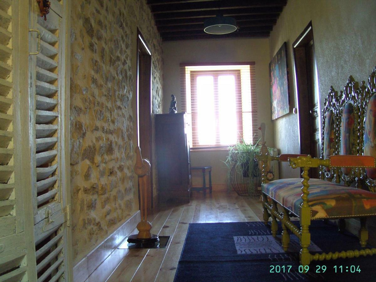 La Fontaine Bed & Breakfast Saint-Georges-en-Couzan Екстериор снимка